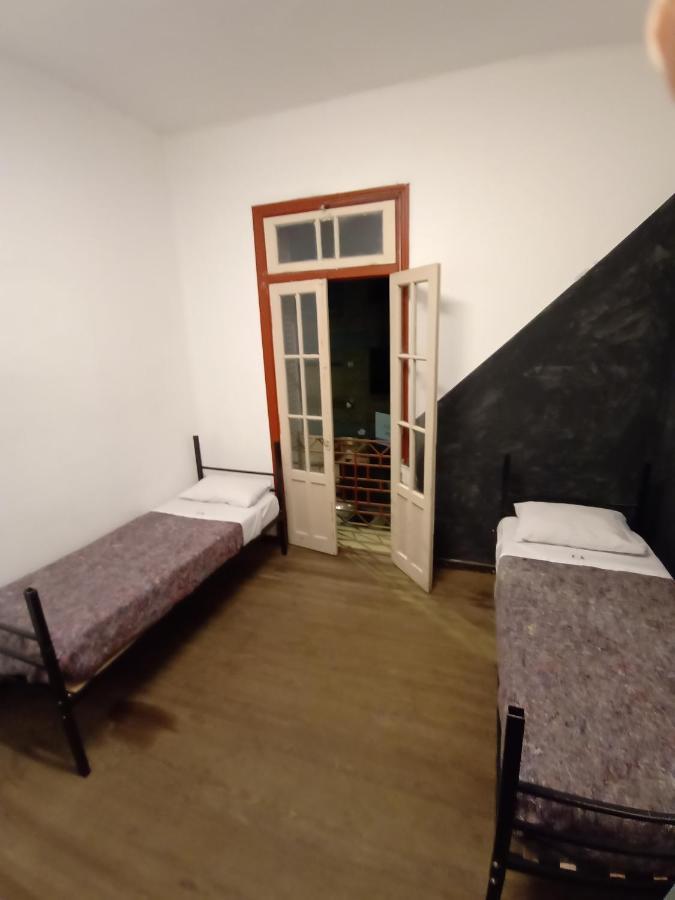 Casa Artigas Hostel Кордоба Екстериор снимка