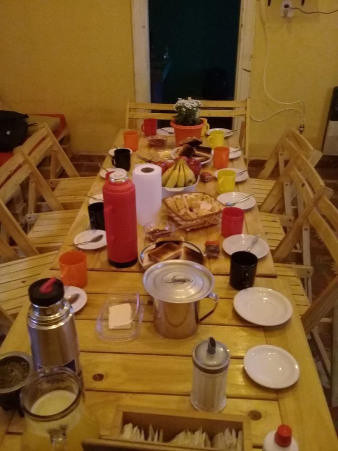 Casa Artigas Hostel Кордоба Екстериор снимка