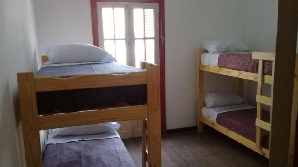 Casa Artigas Hostel Кордоба Екстериор снимка