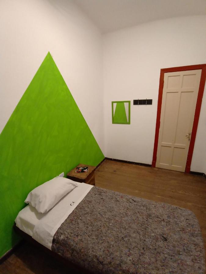 Casa Artigas Hostel Кордоба Екстериор снимка