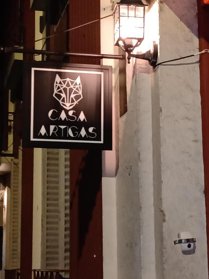 Casa Artigas Hostel Кордоба Екстериор снимка
