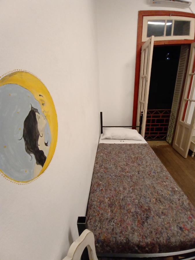 Casa Artigas Hostel Кордоба Екстериор снимка