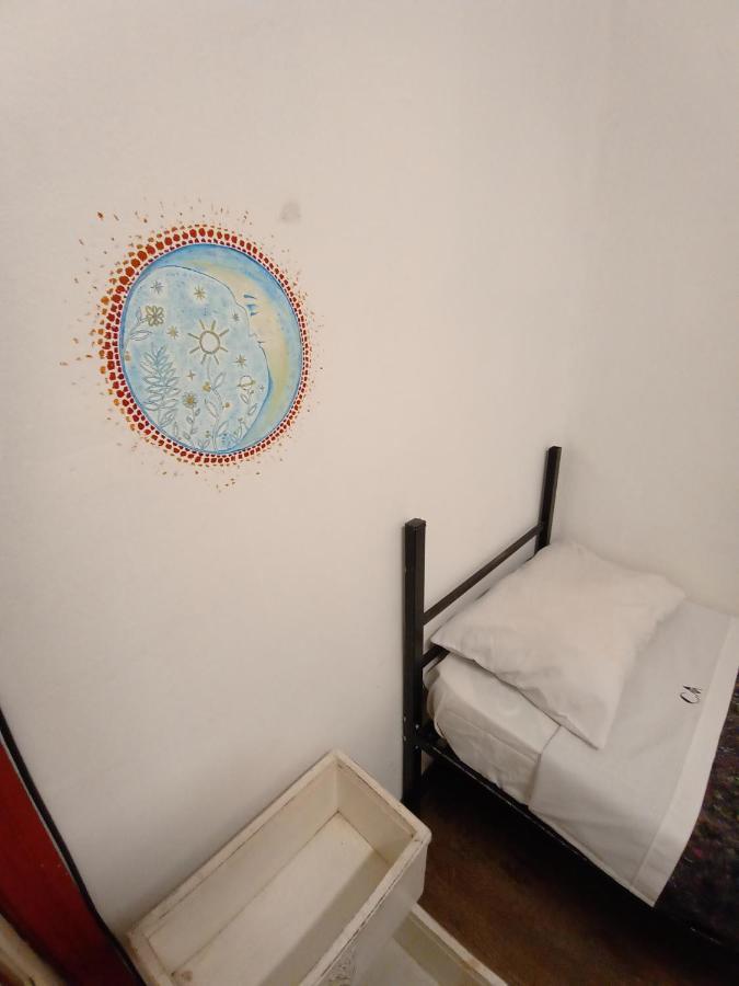 Casa Artigas Hostel Кордоба Екстериор снимка