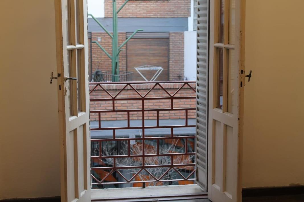 Casa Artigas Hostel Кордоба Екстериор снимка