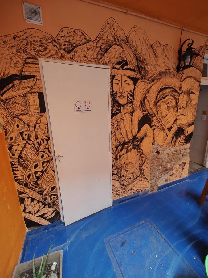Casa Artigas Hostel Кордоба Екстериор снимка
